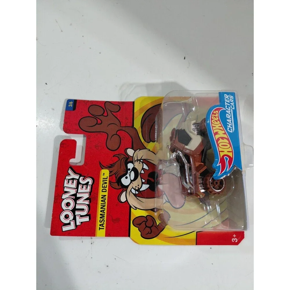 NIP Hot Wheels Character Cars 1:64 Die Cast Looney Tunes TAZ Tasmanian Devil
